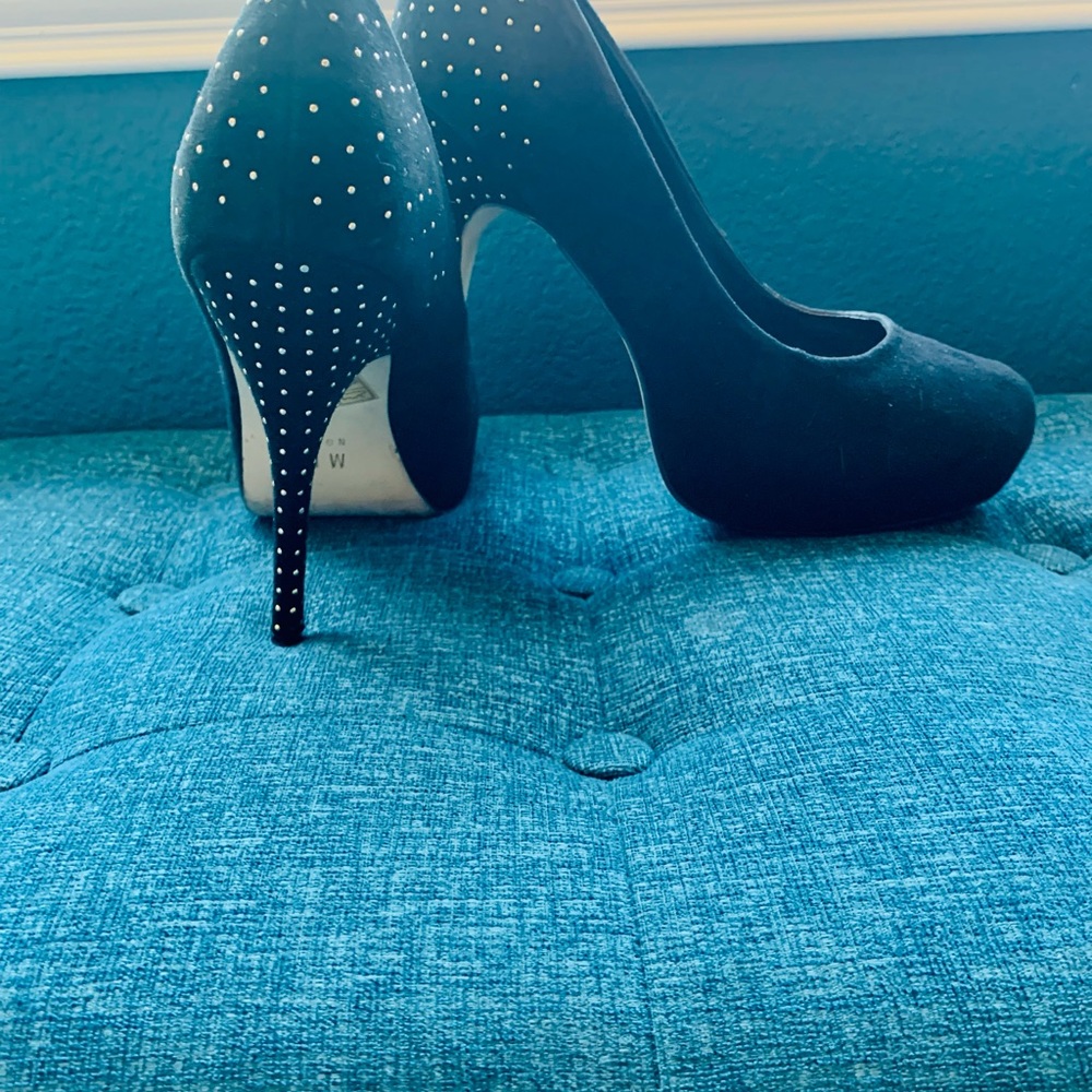 Black heels